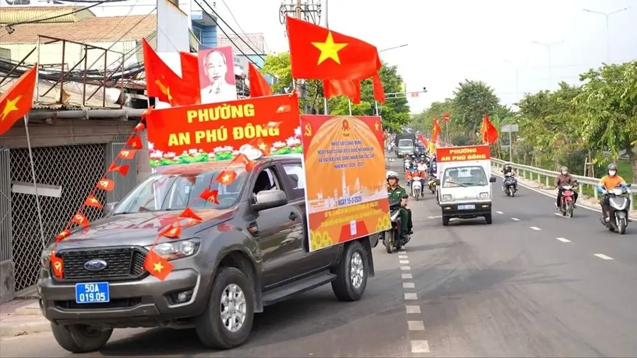 الطقس المواتي يمهد الطريق أمام سير الاستعدادات الخاصة بالانتخابات المقبلة في البلاد.